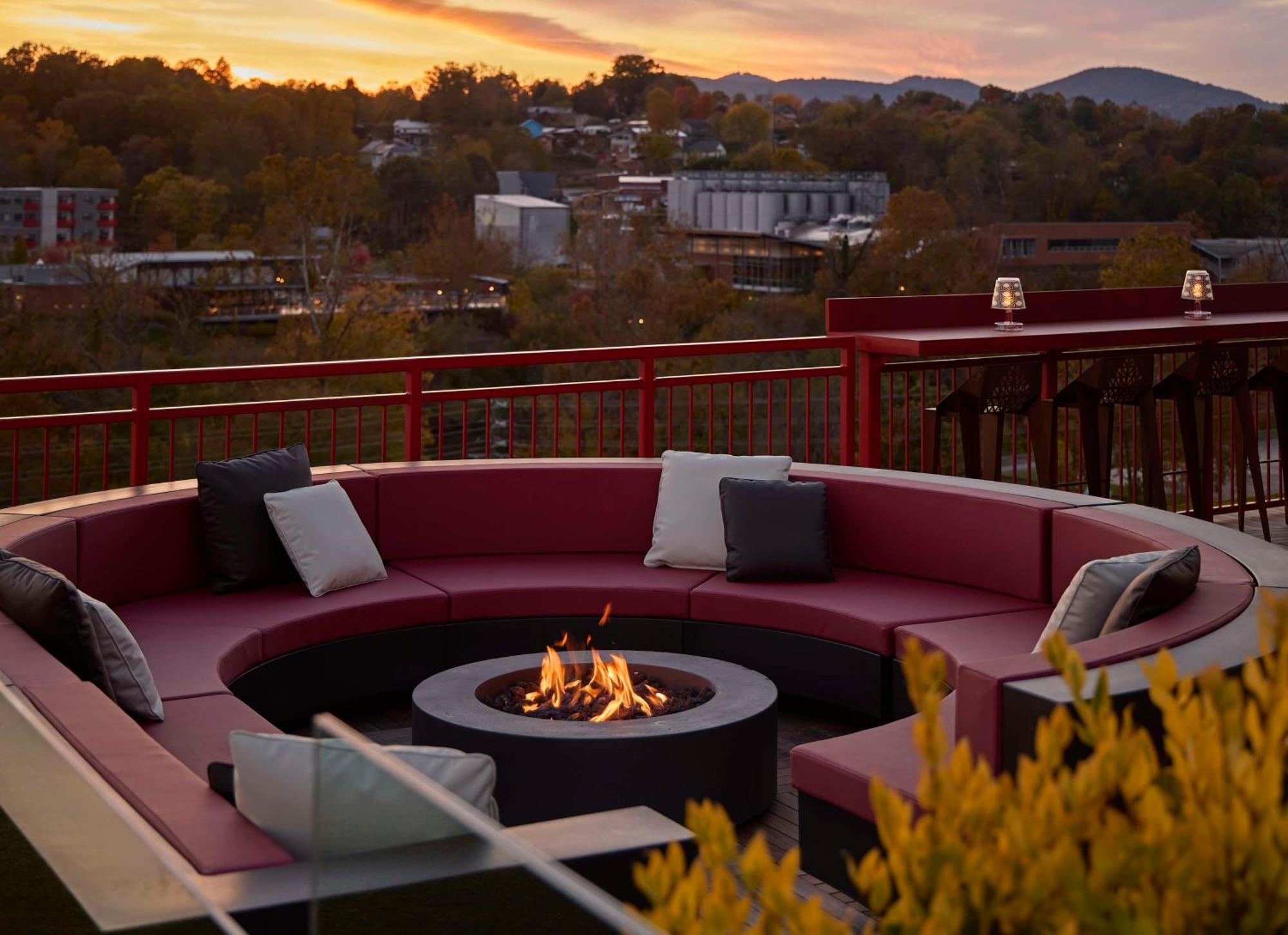 The Radical Asheville, Tapestry Collection By Hilton Hotel