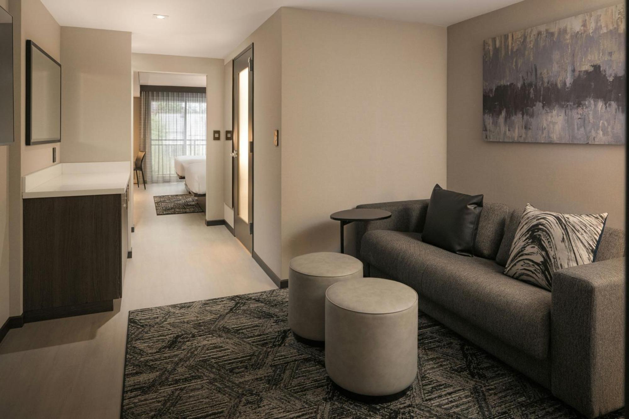 Hotel Ac Biltmore Village 3*