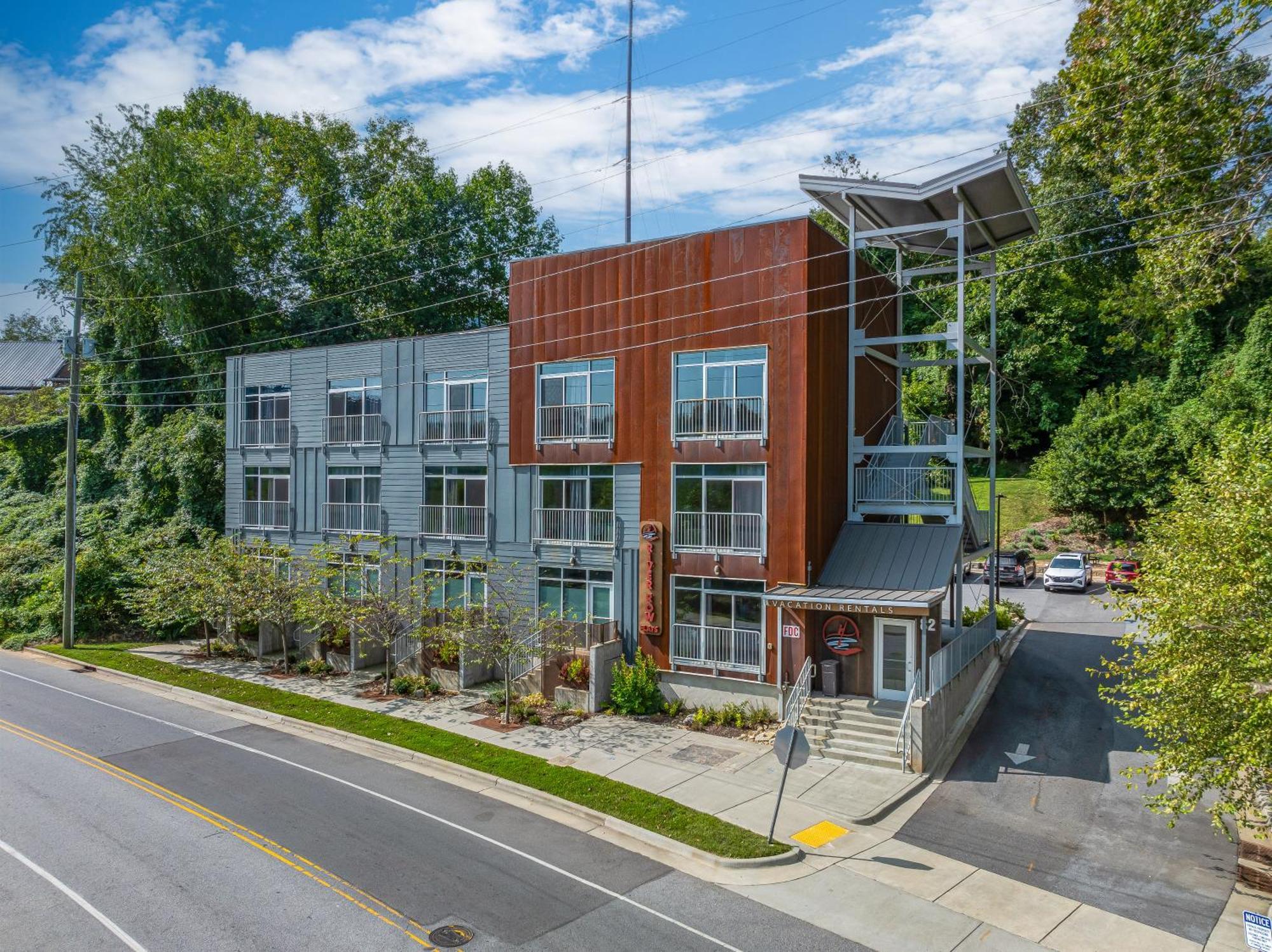 Hotel River Row Asheville