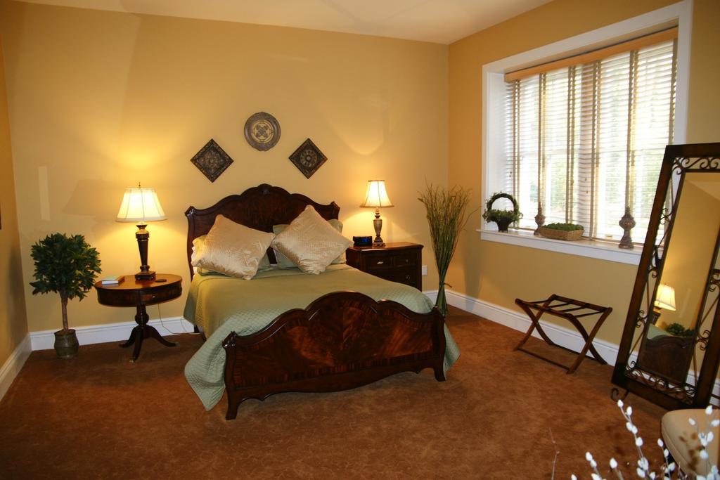 Posh, The Boutique At Biltmore Village Aparthotel