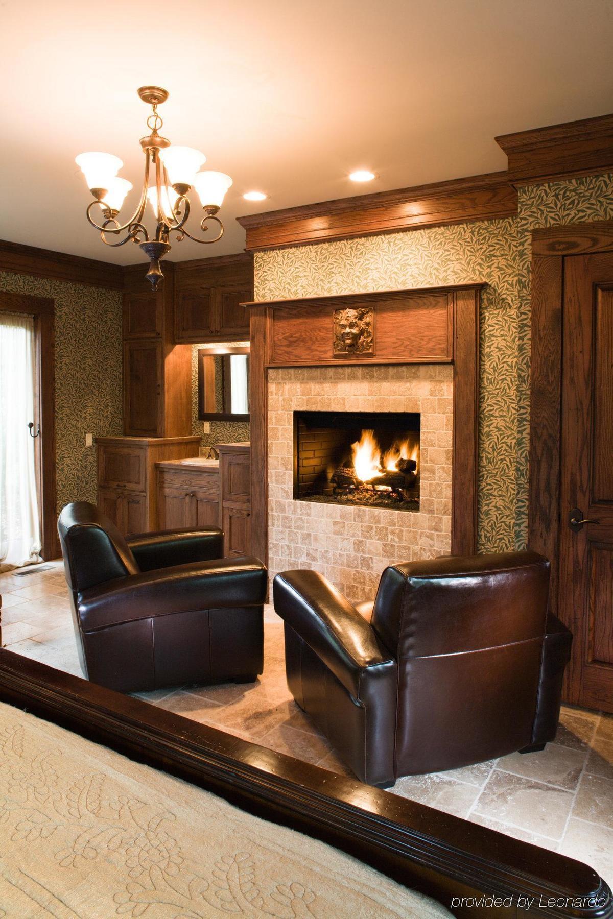 1900 On Montford Bed & Breakfast