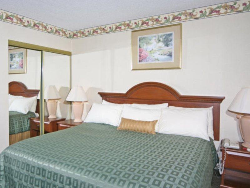 Comfort River Ridge Hotel Asheville