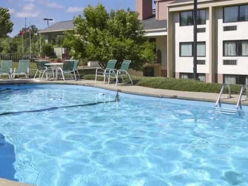 Comfort River Ridge Hotel 2*