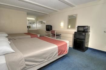 Super 8 By Wyndham Asheville/biltmore Asheville