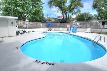 Hotel Super 8 By Wyndham Asheville/biltmore