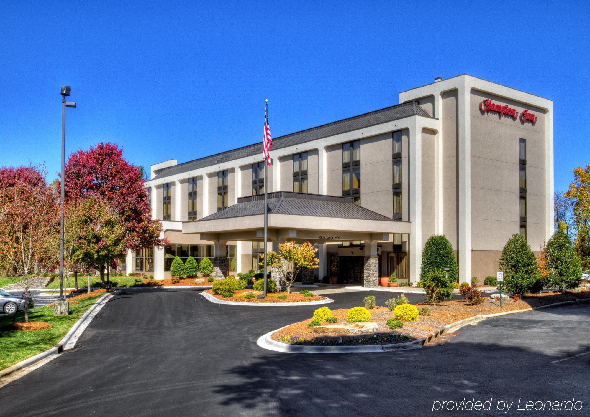 Hampton - Biltmore Area Hotel
