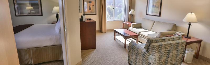 Express & Downtown By Ihg Hotel