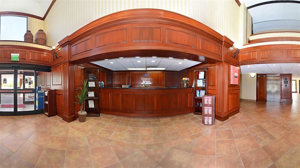 Comfort Outlet Center 3* Asheville