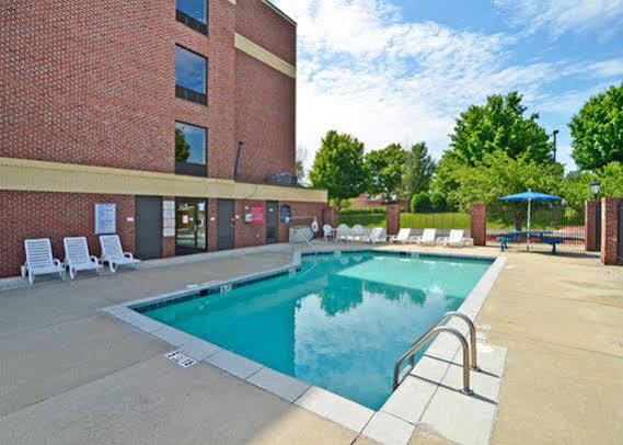 Comfort Outlet Center Hotel Asheville