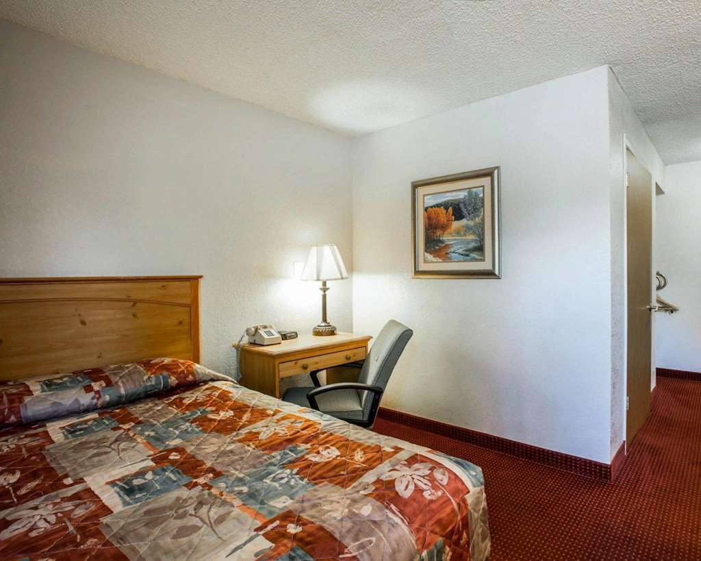 Inn Rodeway *