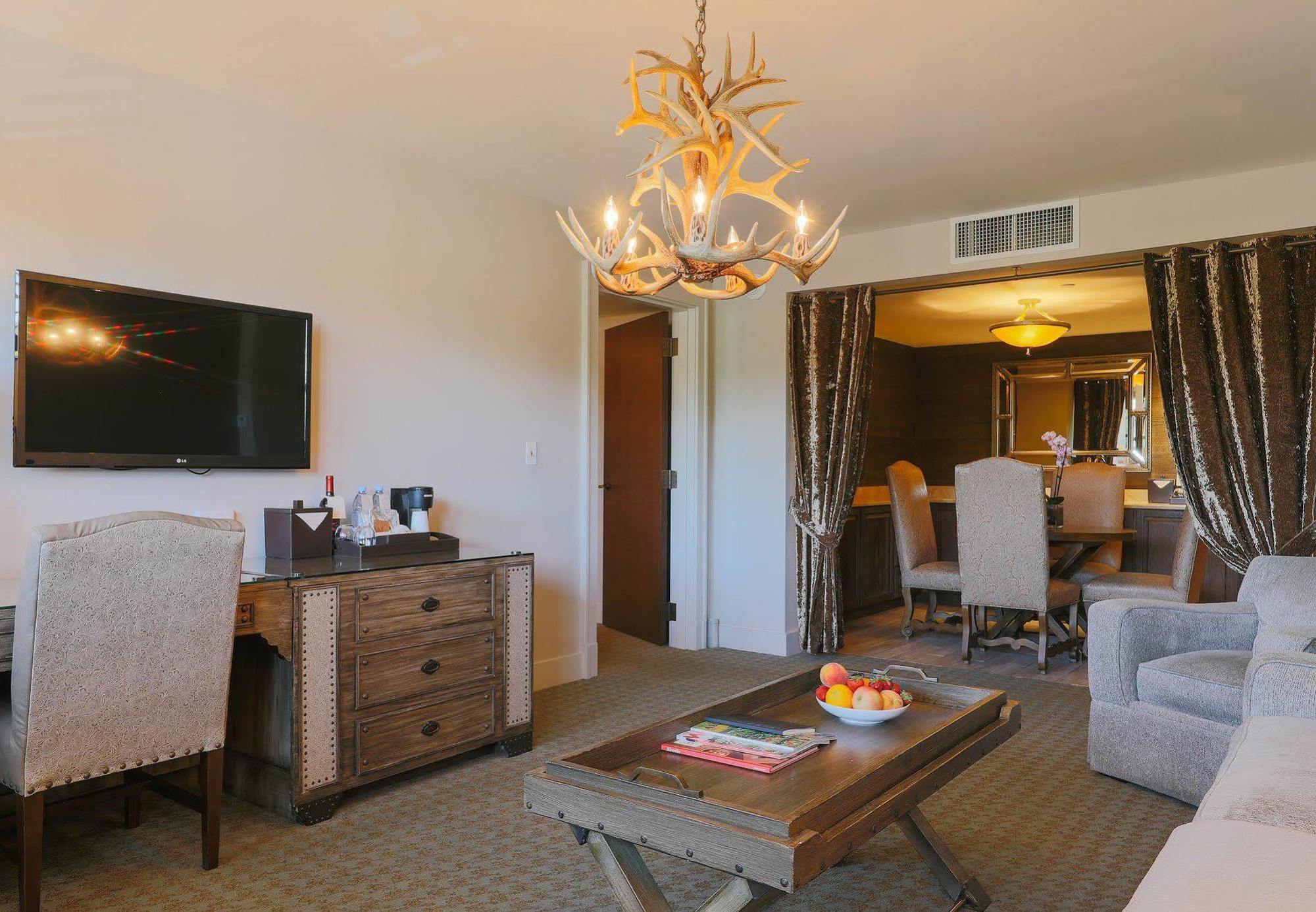 Hotel Grand Bohemian Asheville, Autograph Collection
