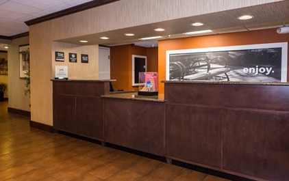 Hotel Hampton - Biltmore Area 4*