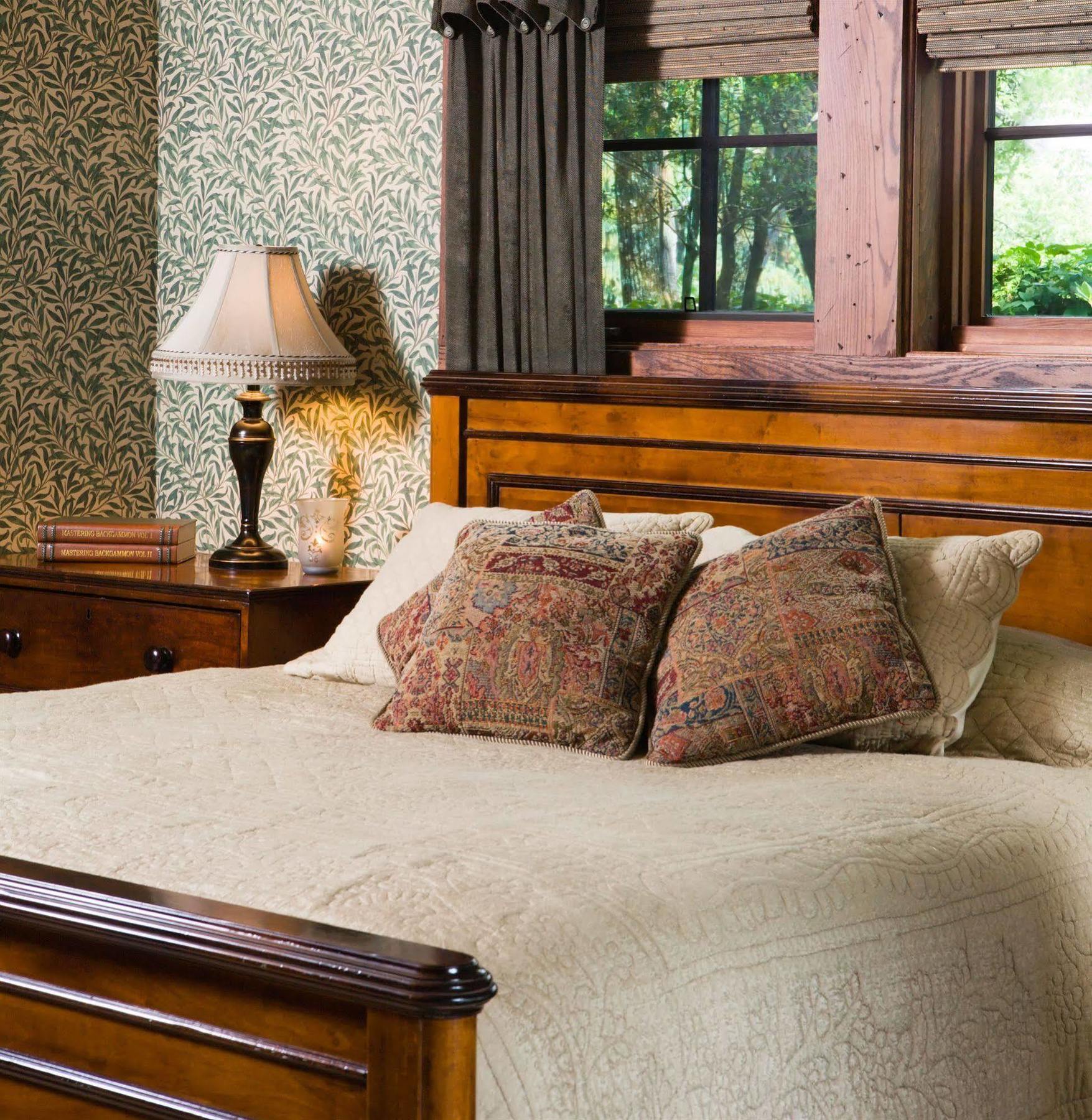 1900 On Montford Bed & Breakfast
