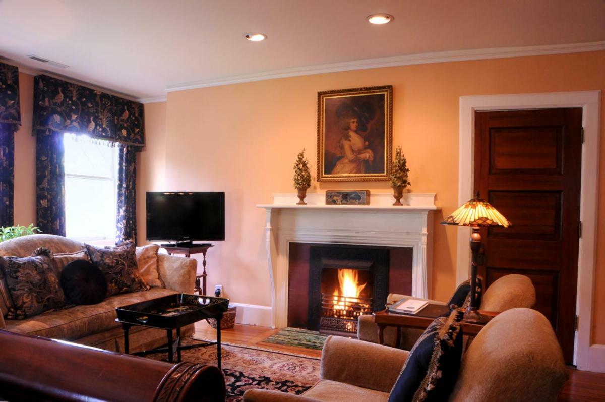 Black Walnut B&B Inn Asheville