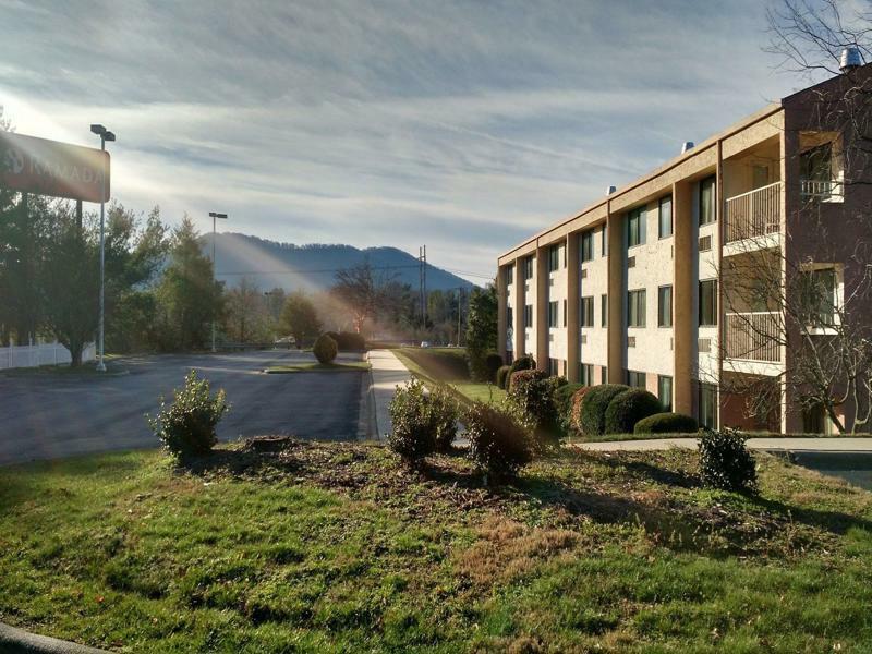 Hotel Ramada By Wyndham Southeast