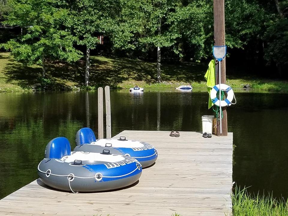 Rustic 20 Acres With Swimming Pond! Asheville