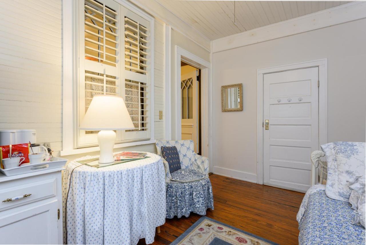 Bed & Breakfast Oakland