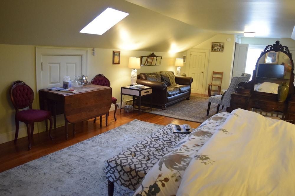 Bed & Breakfast The Applewood Manor