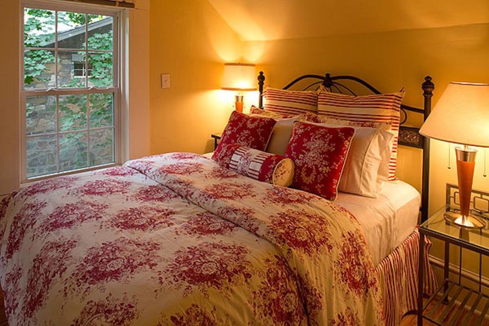 Bed & Breakfast Sweet Biscuit
