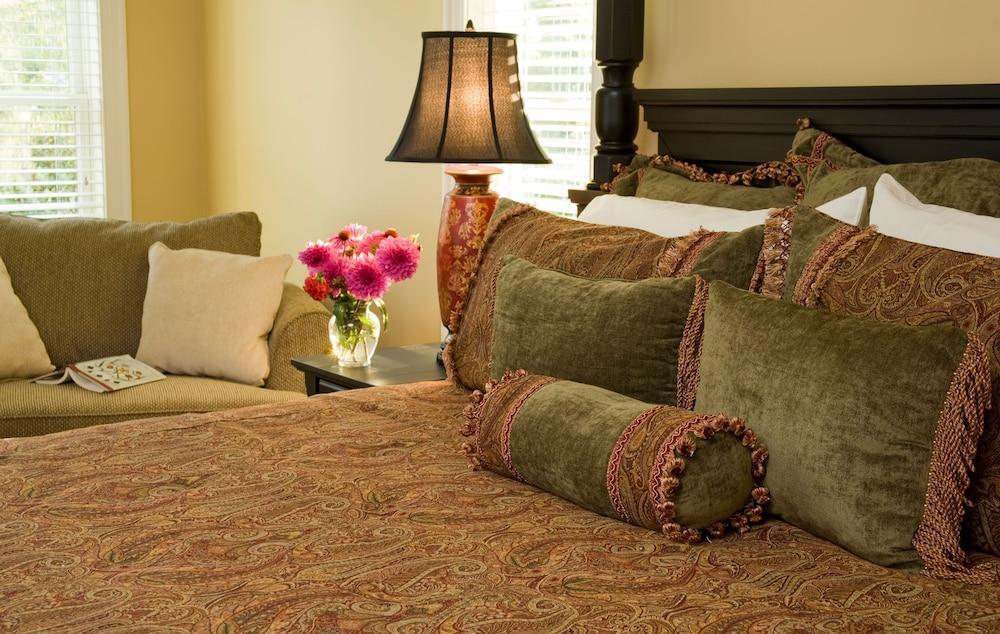 Inn Blind Tiger 4*