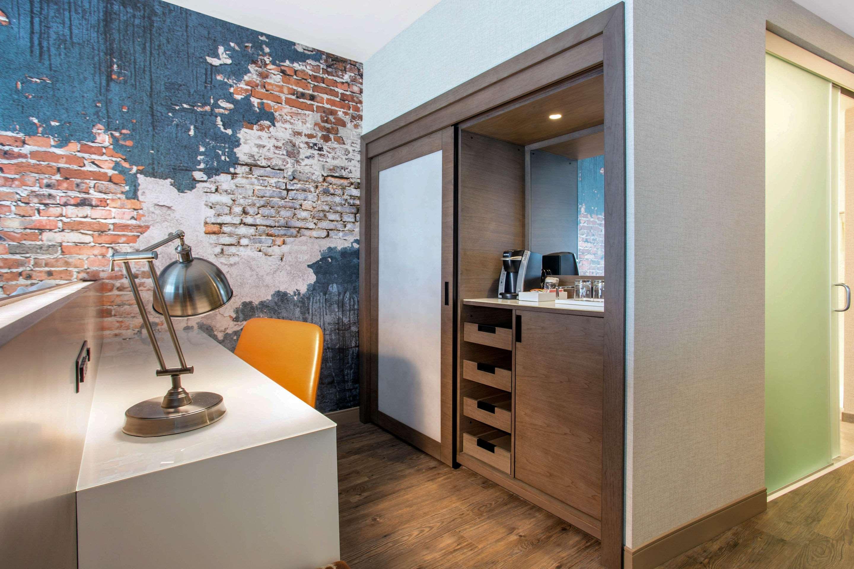 Cambria Downtown Hotel 4*