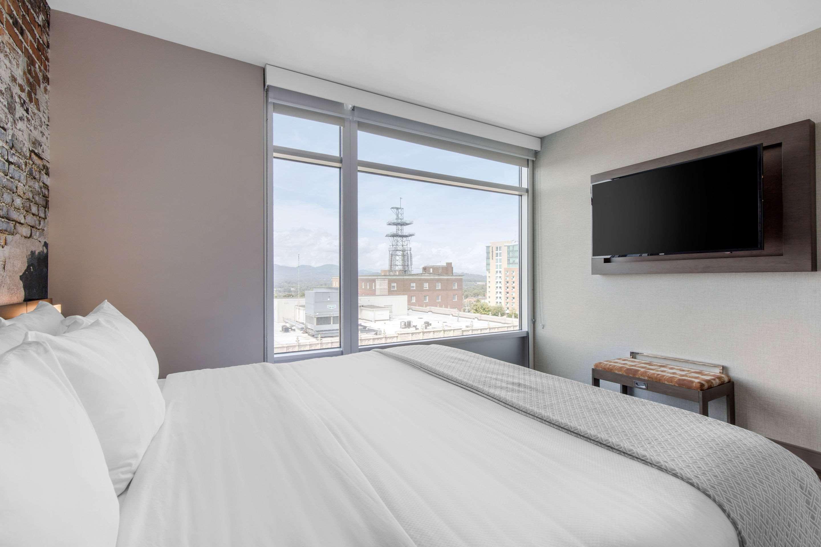 Hotel Cambria Downtown 4*