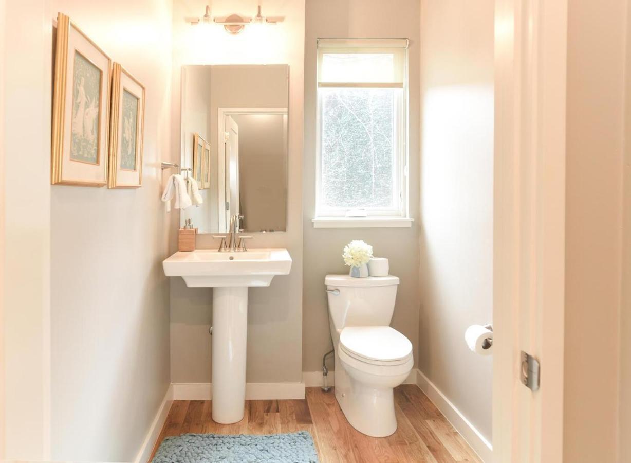 Star Location With Spacious Layout Asheville