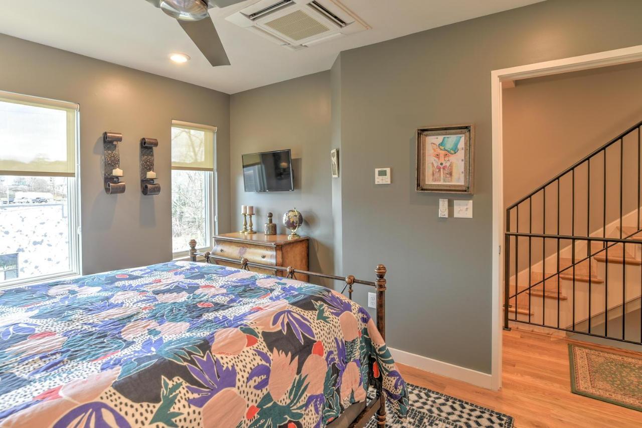 Star Location With Spacious Layout *