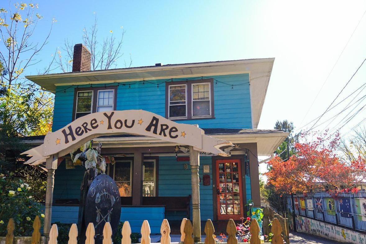 Bon Paul & Sharky's Asheville