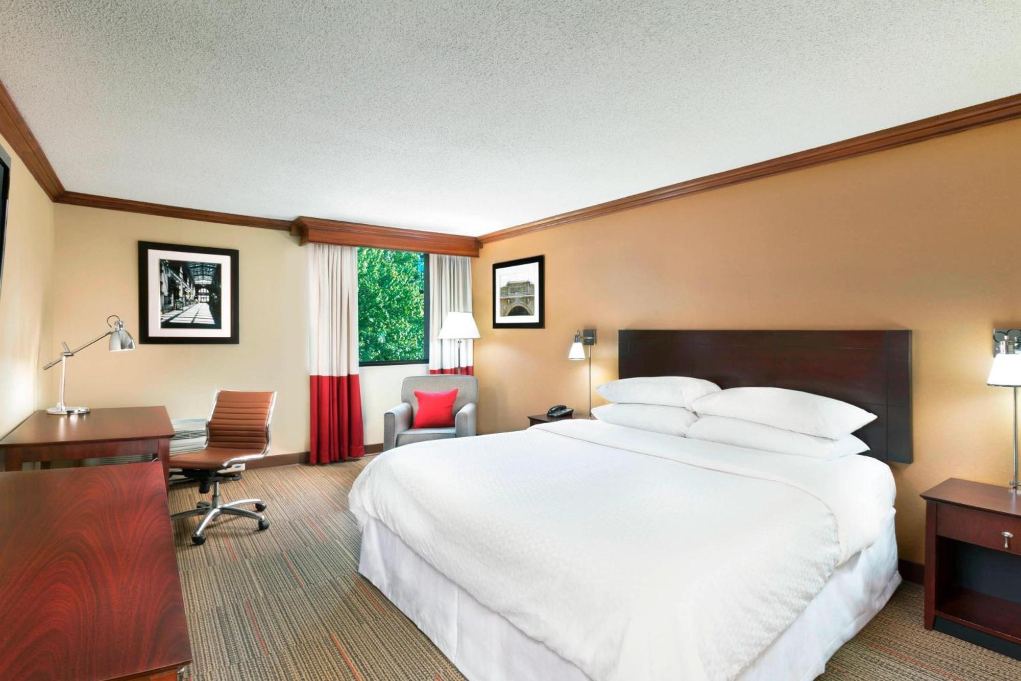 Four Points By Sheraton Downtown Asheville