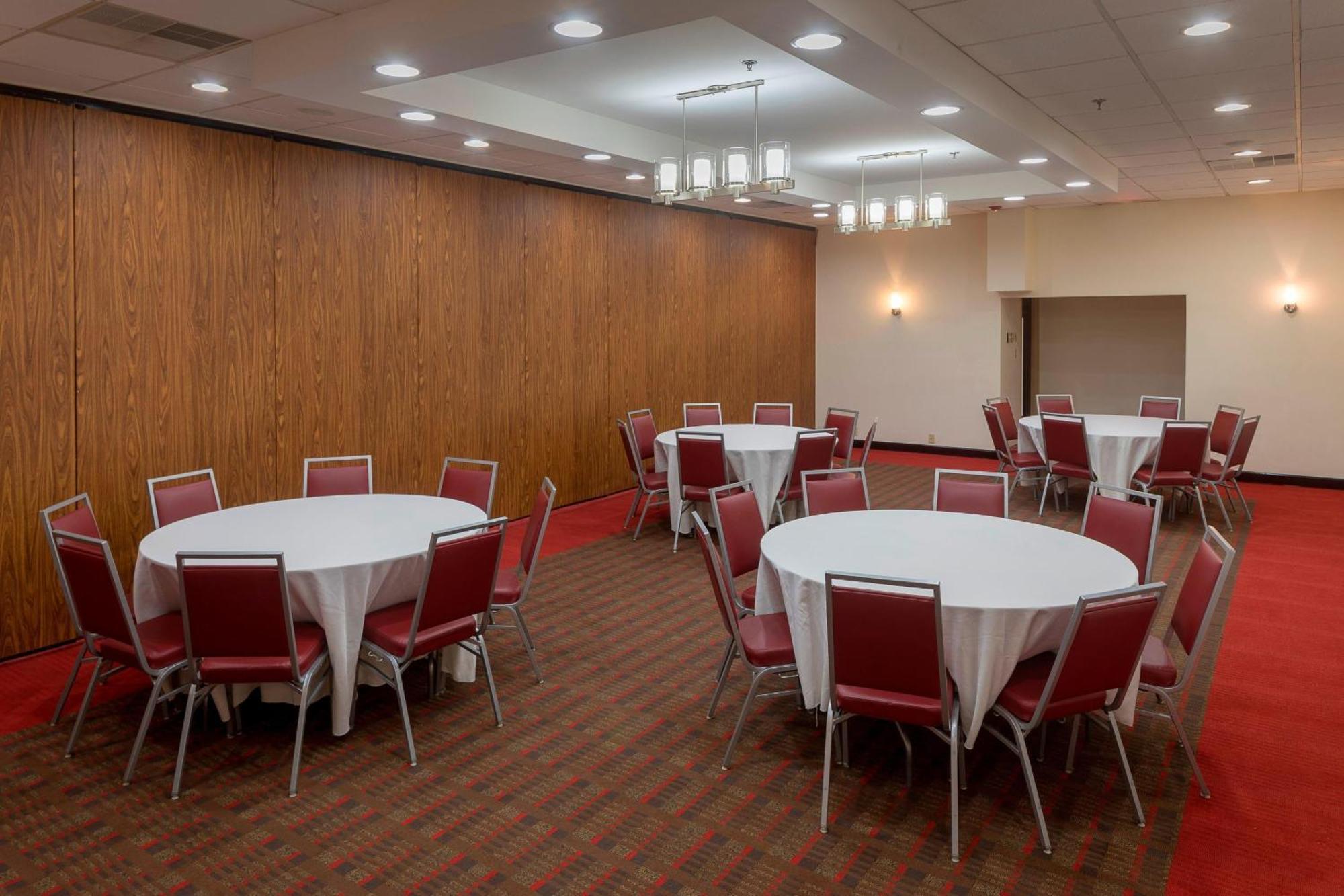Four Points By Sheraton Downtown 4* Asheville