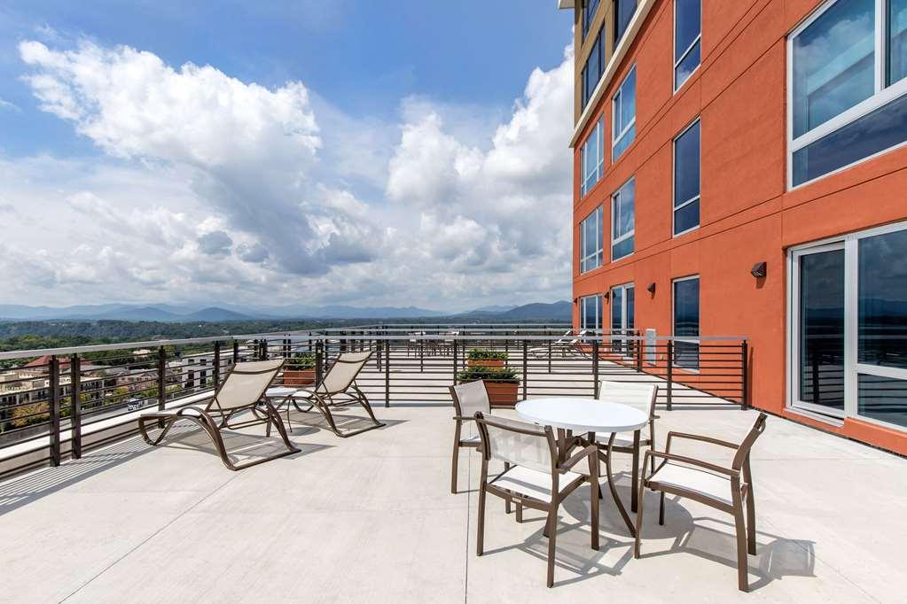 Cambria Downtown 4*