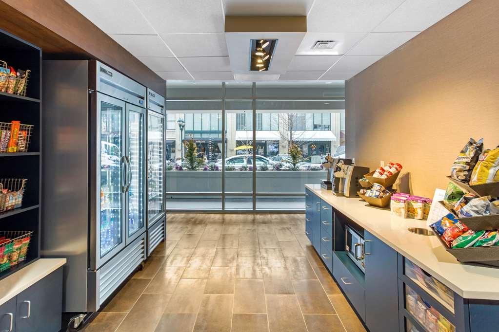 Hotel Cambria Downtown