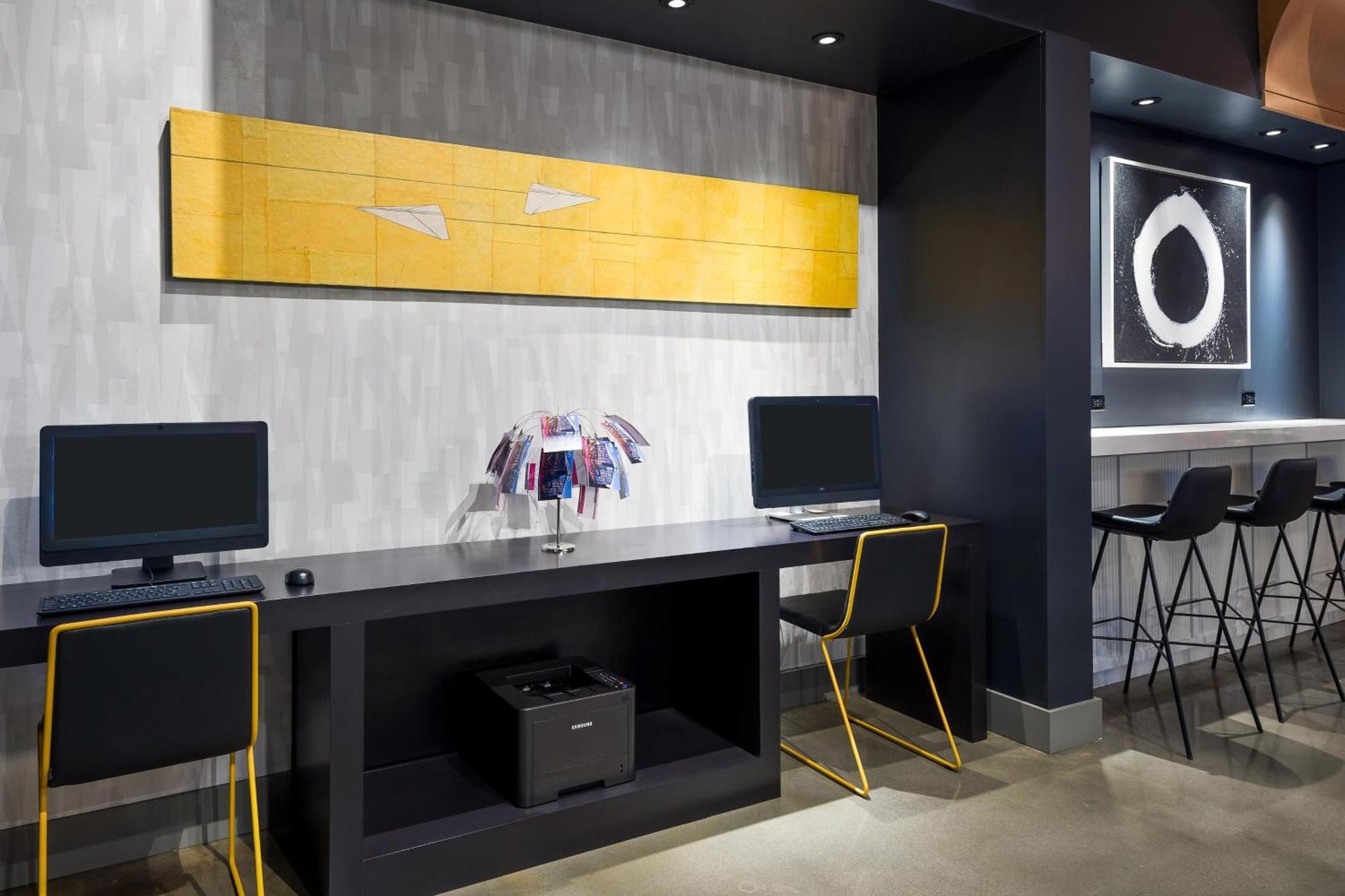 Hotel Aloft Downtown Asheville