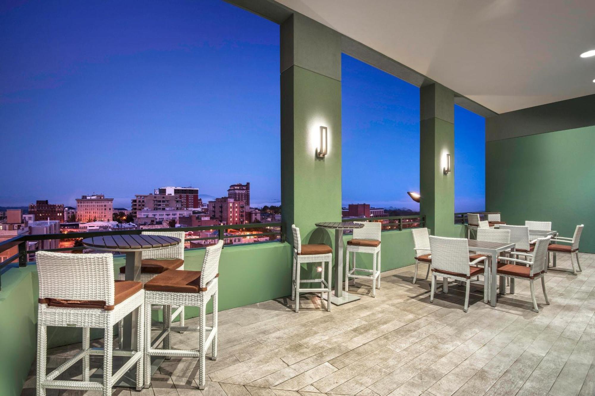 Ac Downtown 3*