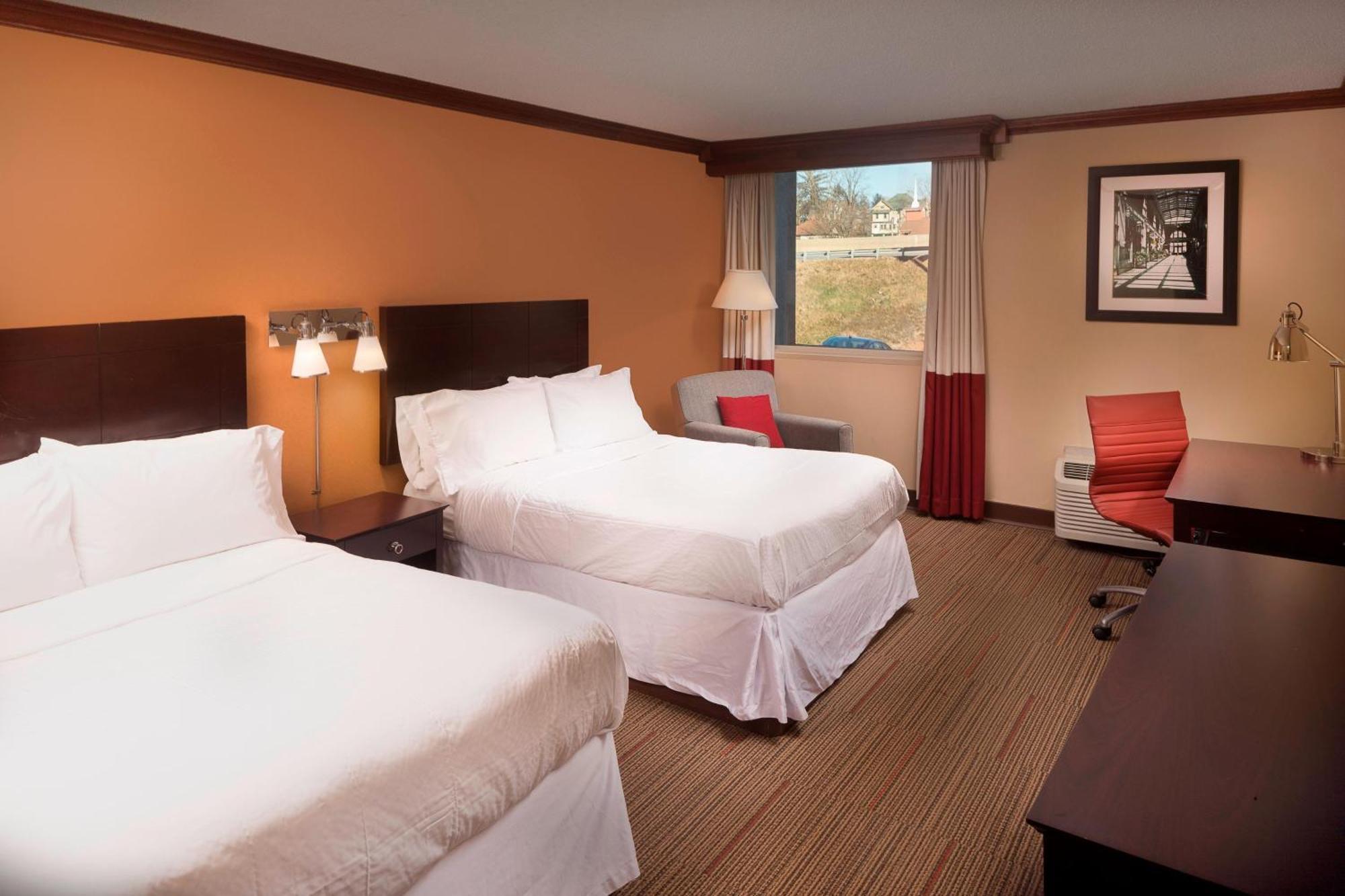 Four Points By Sheraton Downtown Hotel Asheville