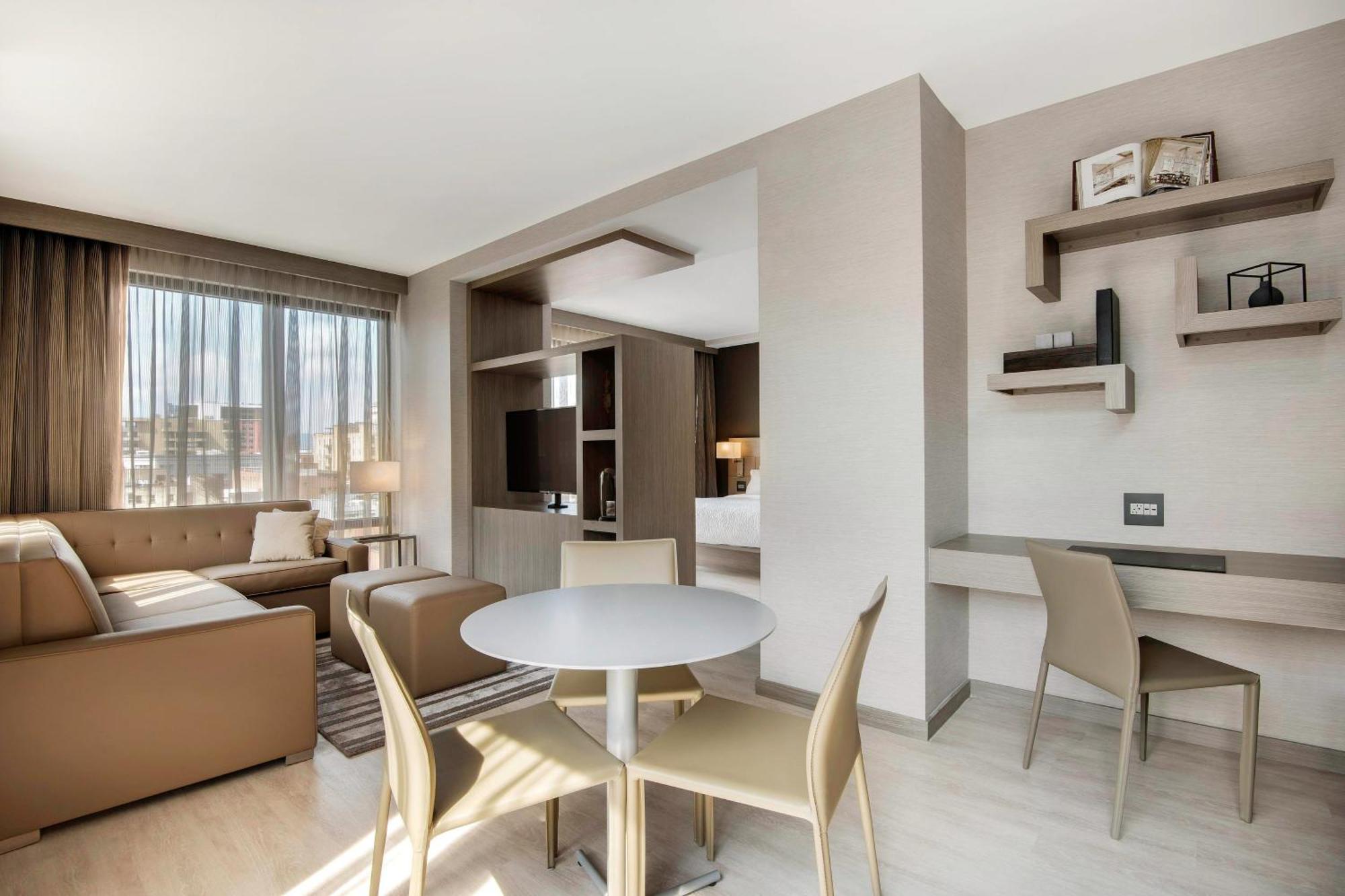 Hotel Ac Downtown 3*