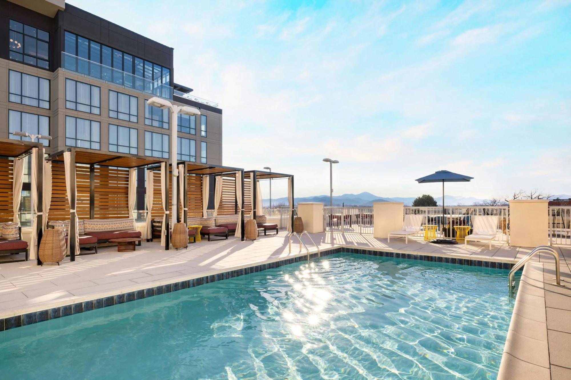 Aloft Downtown 3*