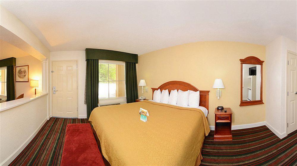 Hotel Quality & Biltmore East
