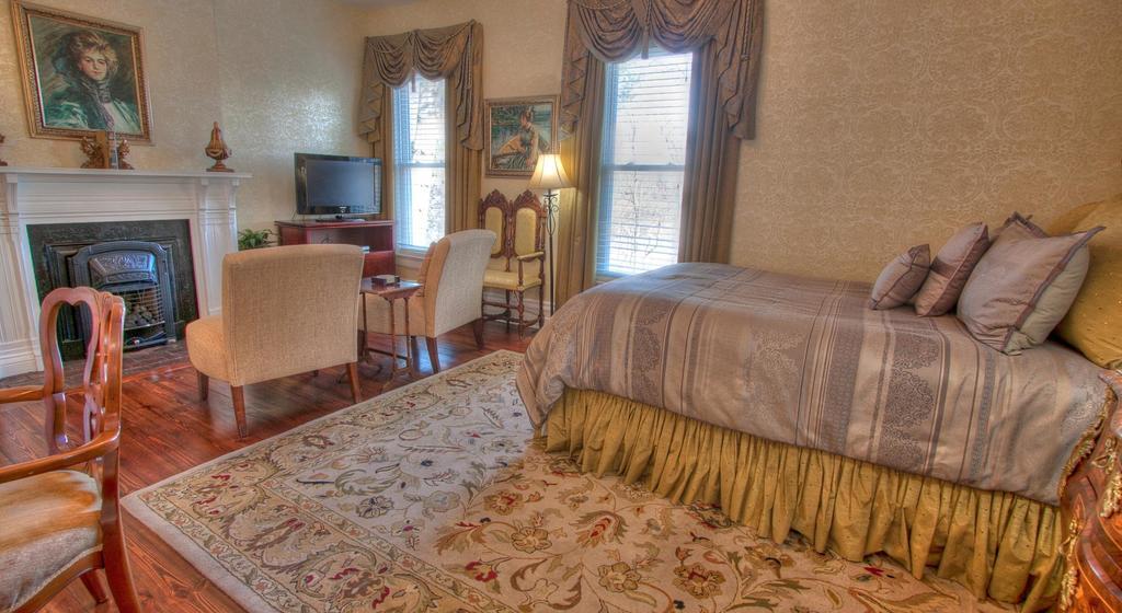 Biltmore Village Inn B&B Bed & Breakfast Asheville