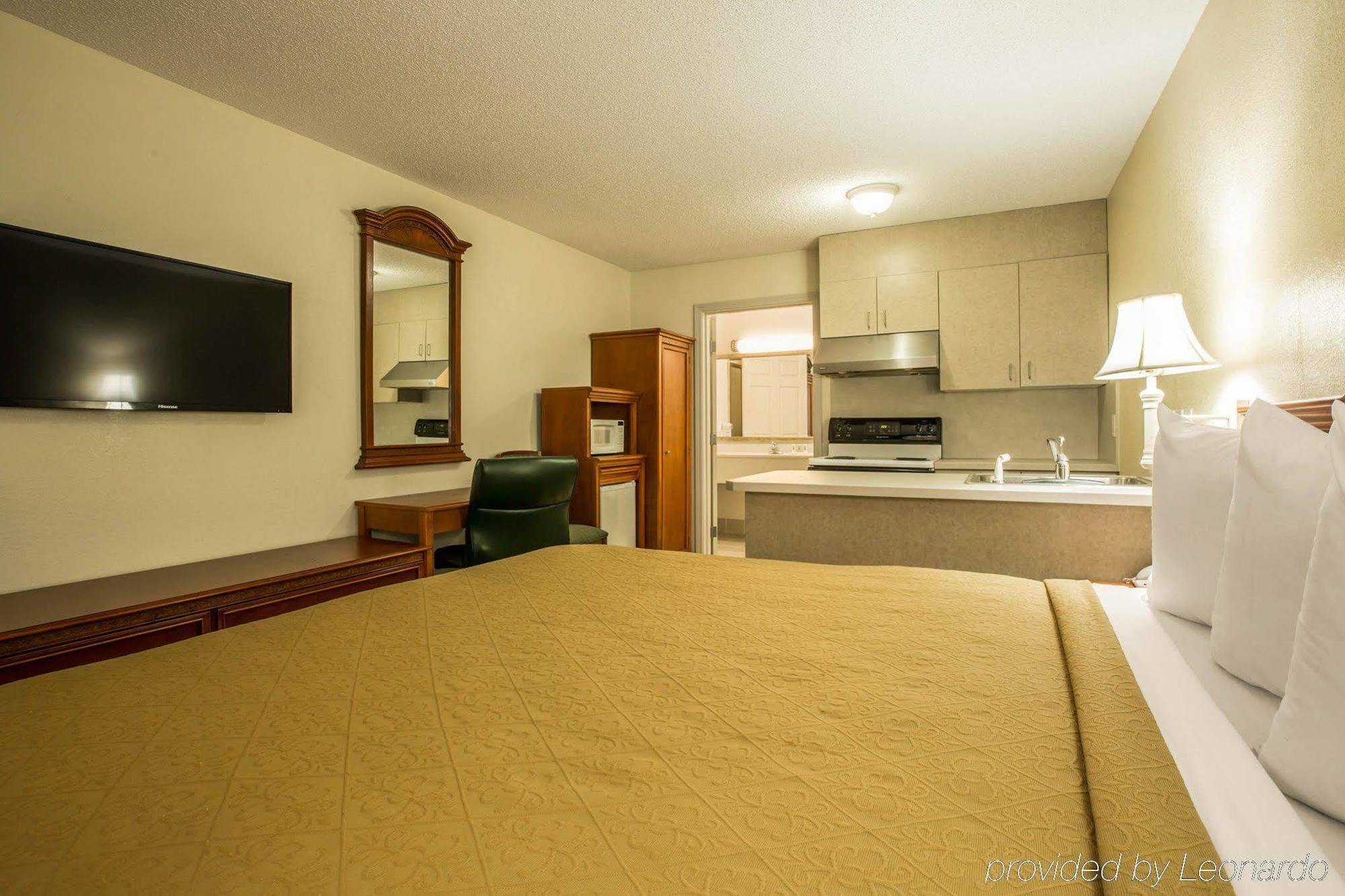 Hotel Quality & Biltmore East 2*