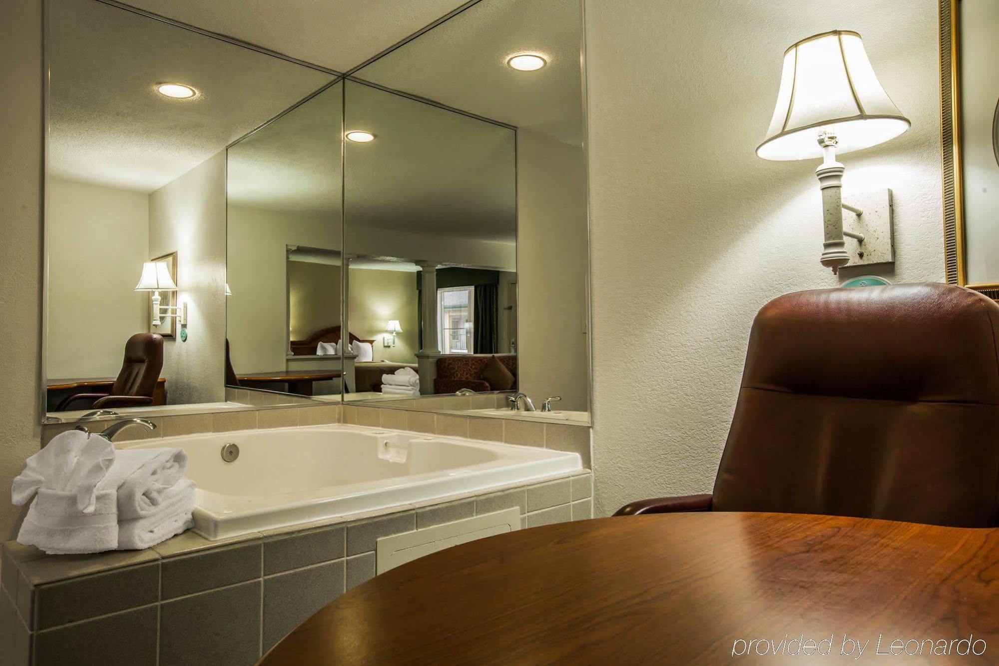 Hotel Quality & Biltmore East Asheville