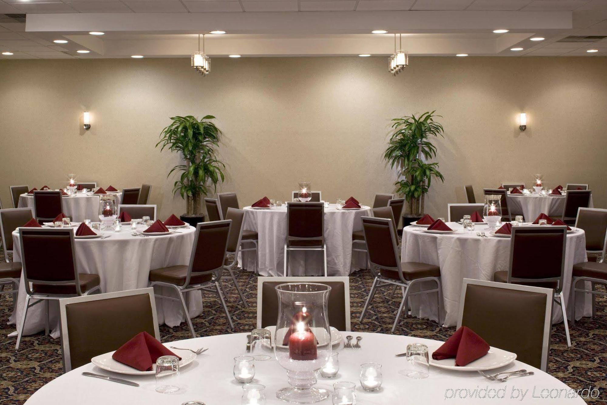 Four Points By Sheraton Downtown Hotel