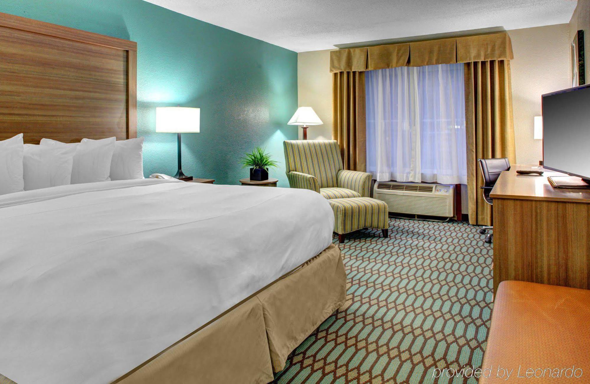 Country & By Radisson Downtown Tunnel Road Asheville