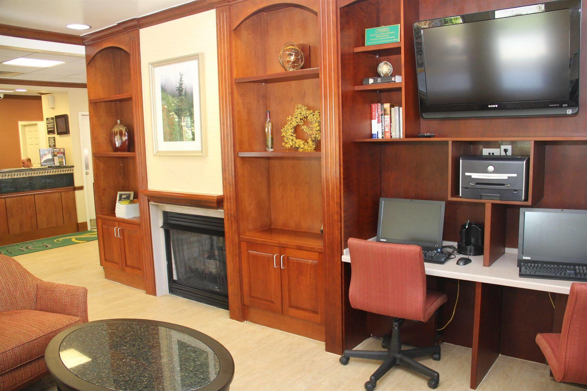 Hotel Quality & Biltmore East 2*