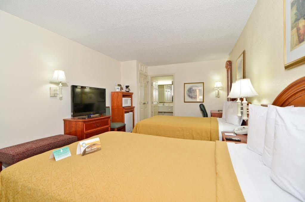 Hotel Quality & Biltmore East 2*